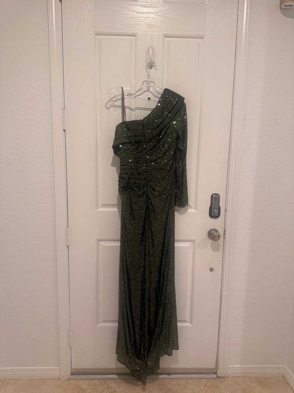 🇯🇵Mac Duggal Sequined Drop Shoulder Faux Wrap Gown - Picture 11 of 13